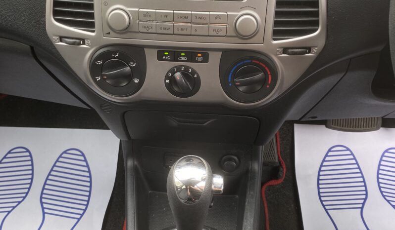 HYUNDAI i20 AUTO 2010 full