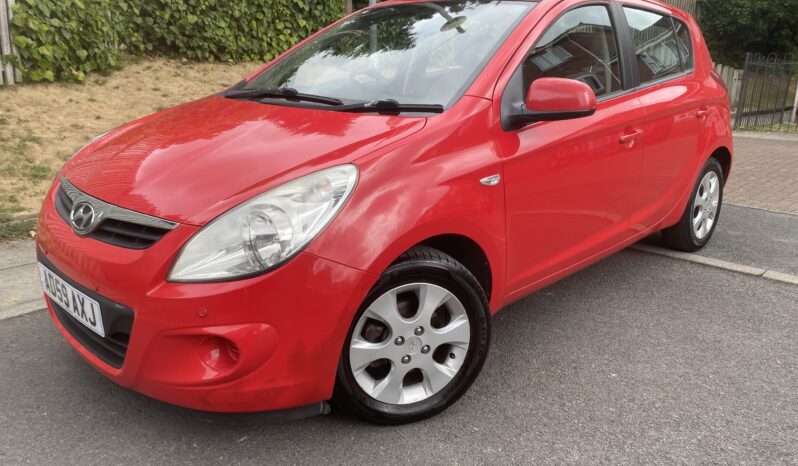 HYUNDAI i20 AUTO 2010 full