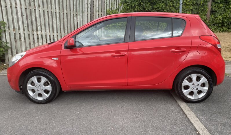 HYUNDAI i20 AUTO 2010 full