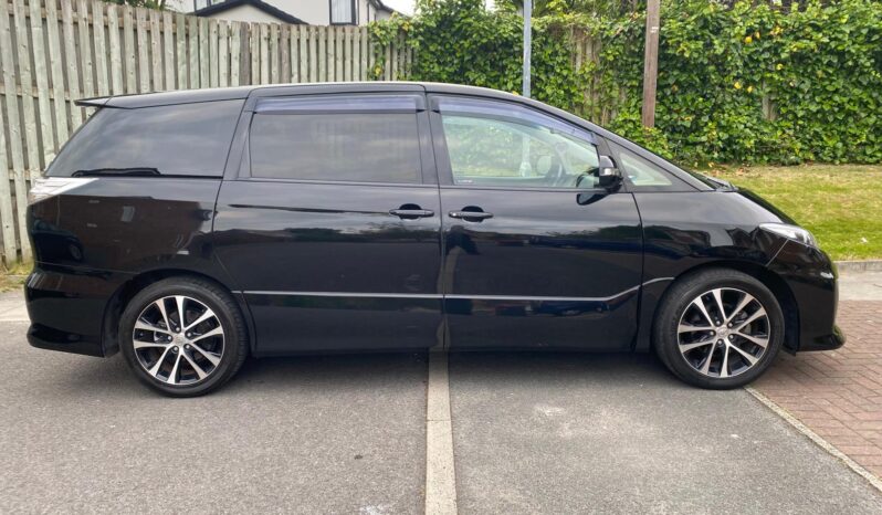 TOYOTA ESTIMA 2013 full
